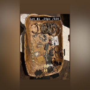 Jewelry lot #1 25pc $25